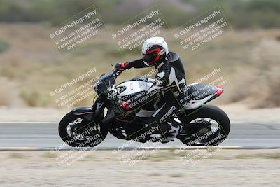 media/May-05-2025-Moto Forza (Mon) [[3c1838c5e5]]/2-B Group/Session 3 (Panning Test Turn 14 Inside)/